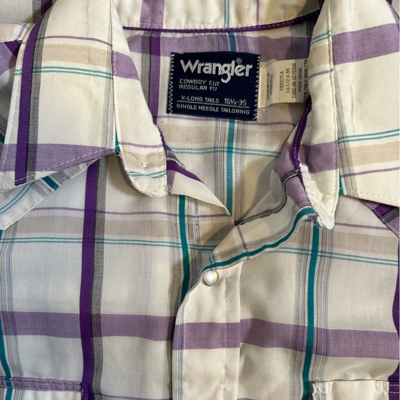 Vintage Wrangler long sleeve pearl snap button down western shirt. - Picture 10 of 11